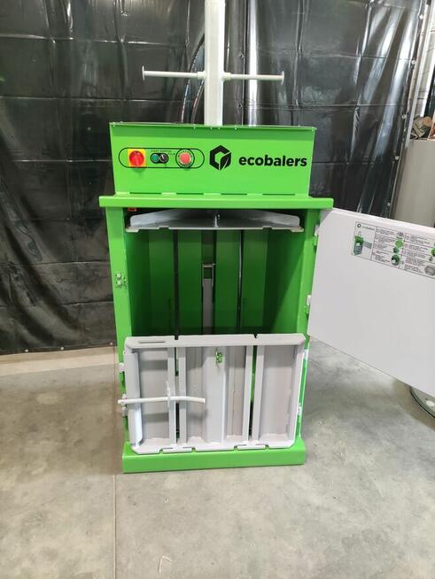 Mała belownica do kartonu i folii Ecobalers VB50E