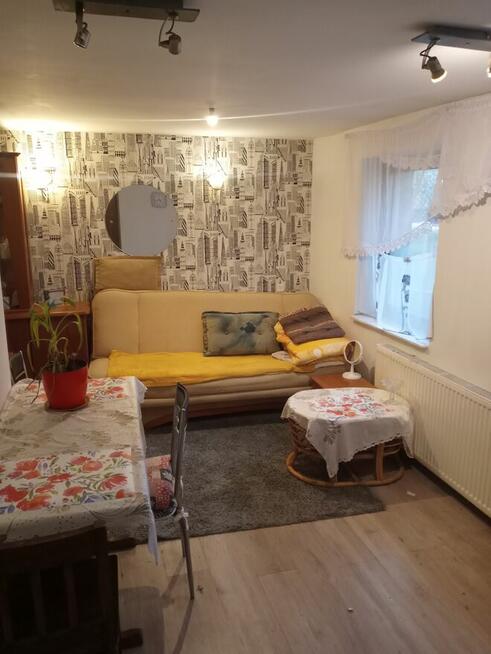 Mieszkanie z aneksem kuchennym i łazienką