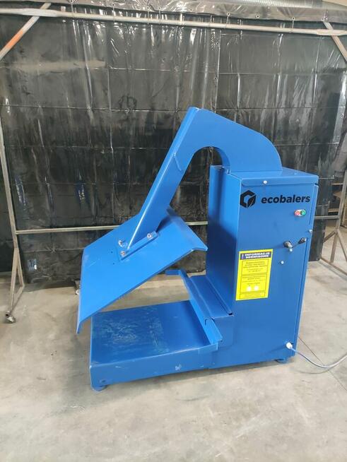 Kompaktor MACFAB 1100 LTR Bin Press