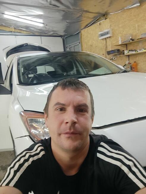 Poszukuję pracy na stałe.