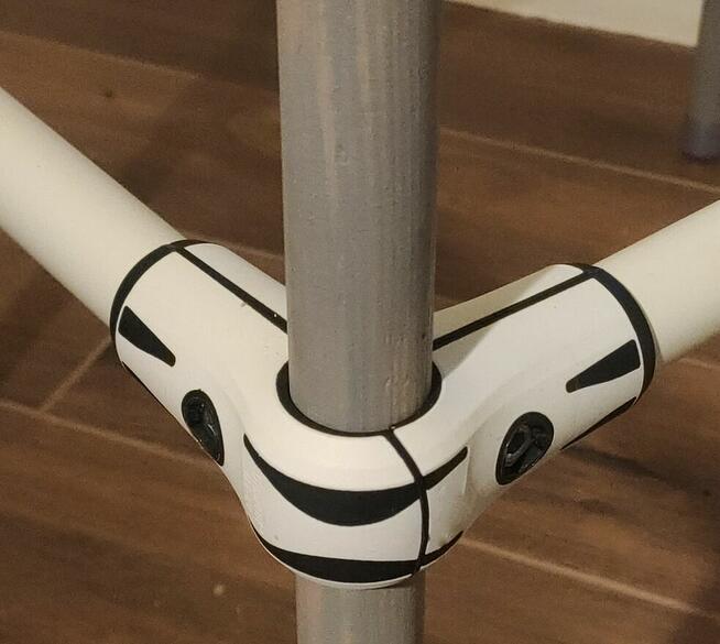 Stołki, stoliki, pomocniki industrialne loftowe na zamówieni