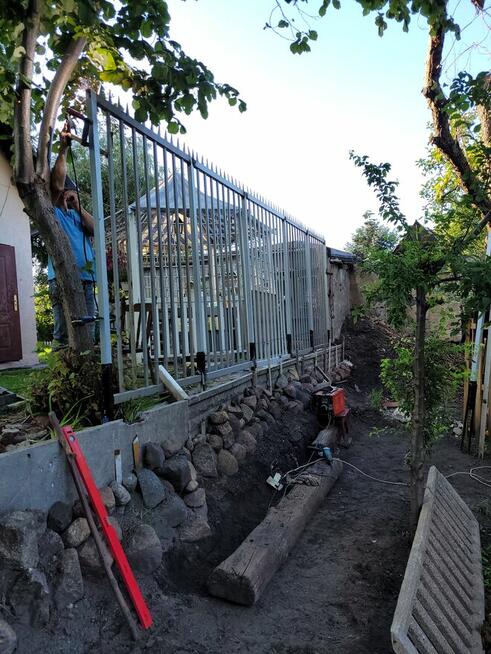 szukam pracy kierowca A,B,C , krojczy dzianin , prace fizycz