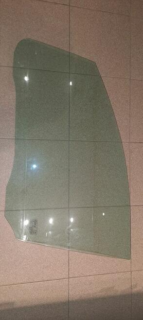 Szyba przednia lewa boczna Ford C max