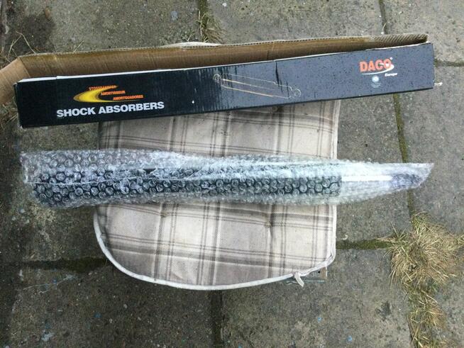 Sprzedam tylny amortyzator do Skoda fabia VW polo Seat Ibiza