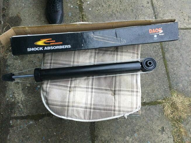 Sprzedam tylny amortyzator do Skoda fabia VW polo Seat Ibiza