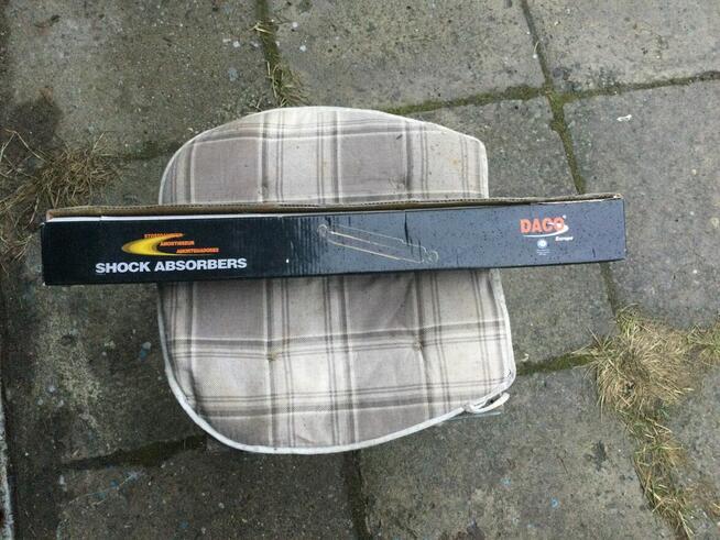 Sprzedam tylny amortyzator do Skoda fabia VW polo Seat Ibiza