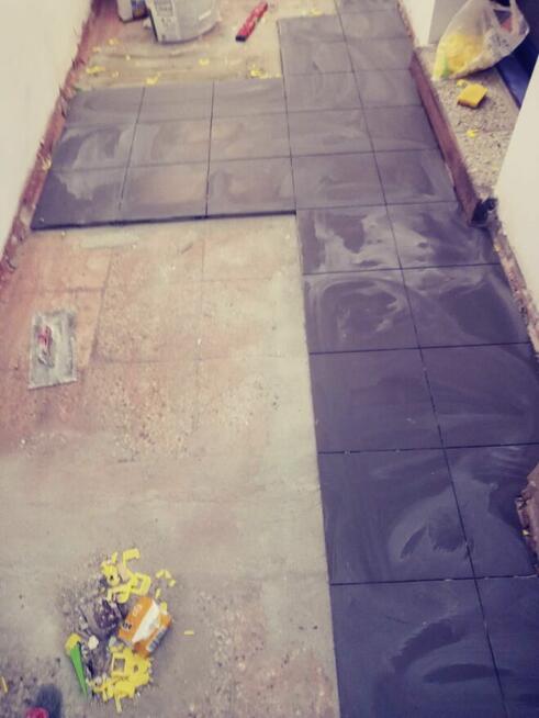 Usługi remontowo-budowlane.