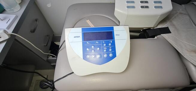 sprzedam wyposażenie gabinetu rehabilitacji