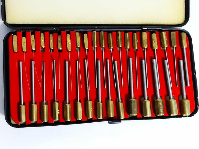 Zestaw mierników przewodów silnika TOYOTA, oryginalny OEM 09