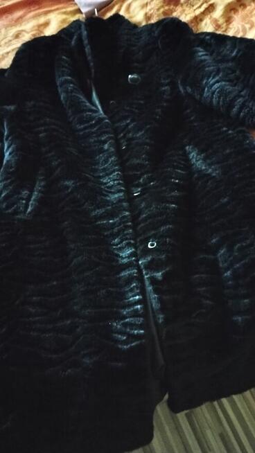 Damskie futro ekologiczne marki Bergamo