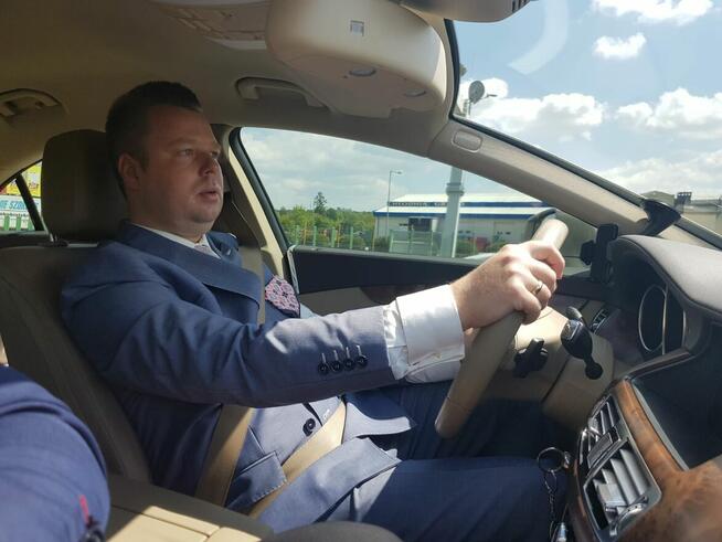 Transport na Lotnisko Przewóz Balice Pyrzowice Oświęcim Kęty