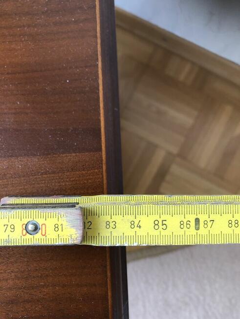 Stolik z litego drewna