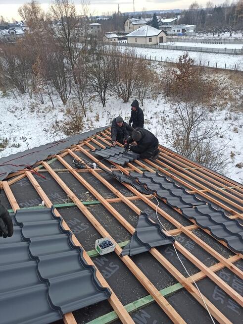 Dachy, pokrycia, obróbki, rynny, okna dachowe