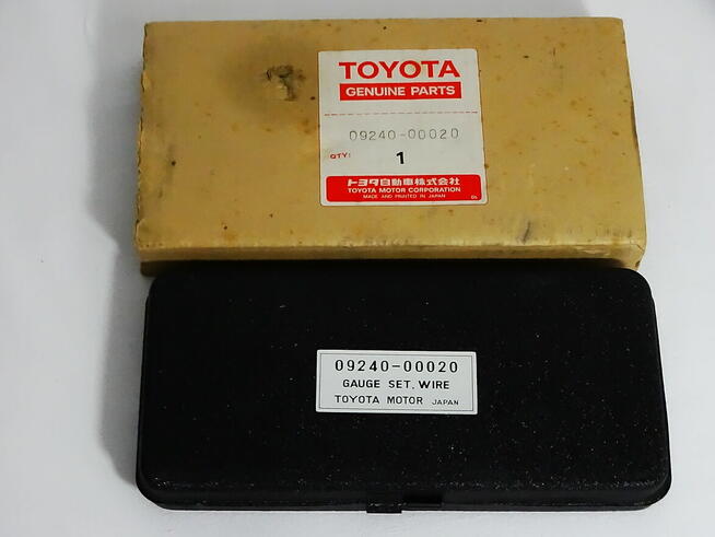 Zestaw mierników przewodów silnika TOYOTA, oryginalny OEM 09