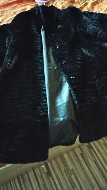 Damskie futro ekologiczne marki Bergamo