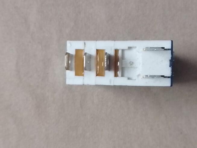 Przekaźnik Finder 46.61.9.024.0040 8A i 16A 24VDC