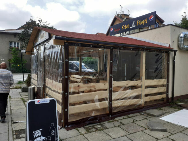 Plandeki, rolety na tarasy, altany, ogródki restauracyjne