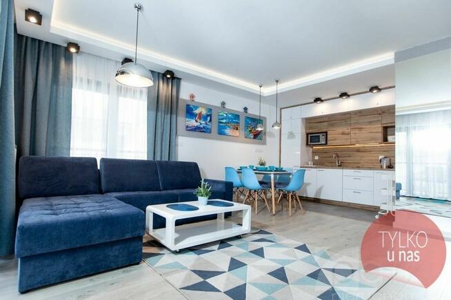 Apartament z garażem przy plaży w Dziwnowie