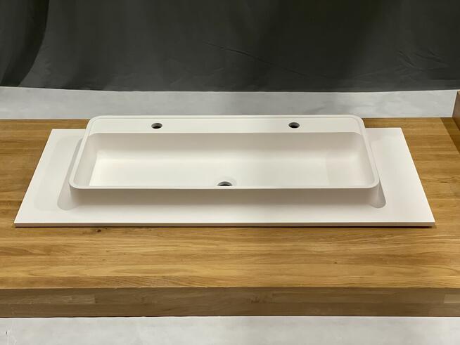Oryginalna umywalka prostokątna konglomerat biała 120x50 cm
