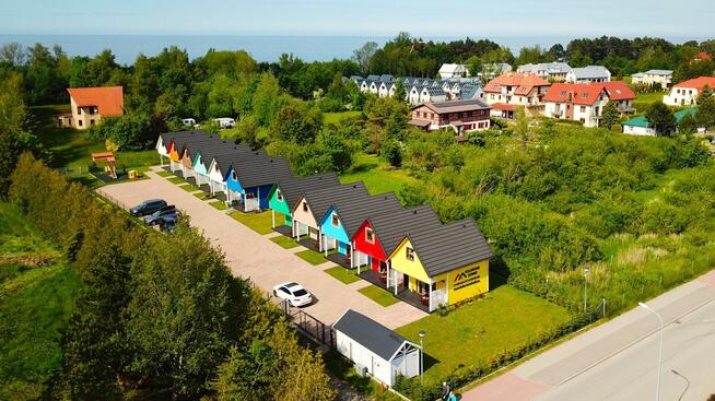 Wypoczynek nad morzem w Kolorowych Domkach- Gąski