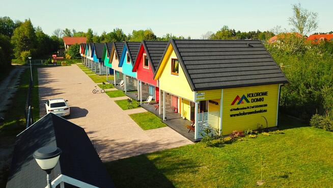 Wypoczynek nad morzem w Kolorowych Domkach- Gąski