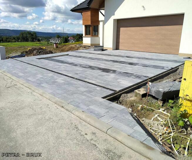 Układanie kostki brukowej brukarstwo usługi brukarskie