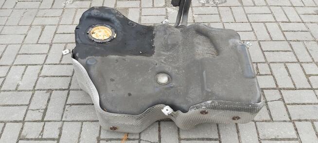 VW Passat B7 kompletny zbiornik paliwa 3AA201021M diesel