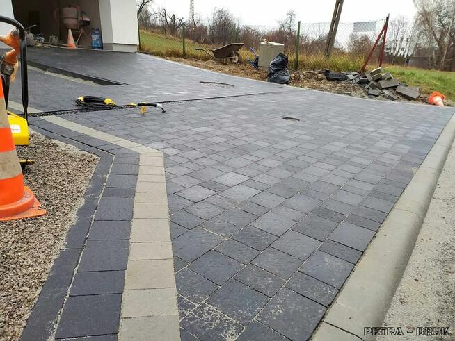 Układanie kostki brukowej brukarstwo usługi brukarskie