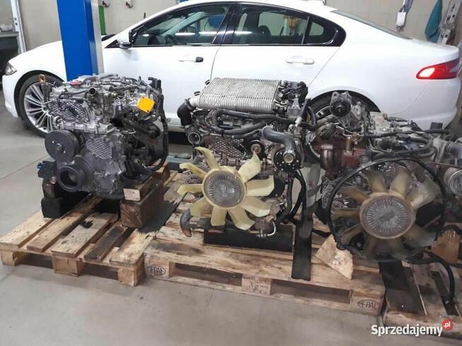 Silnik ISUZU 4JJ1 JCB CASE Takeuchi Sumitomo Engine SERWIS