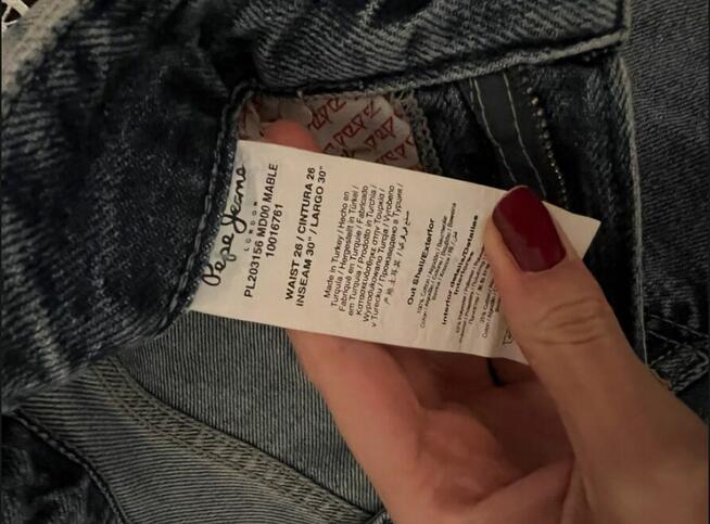 Na sprzedaż proste dżinsy marki Pepe jeans w roz. 26, długoś