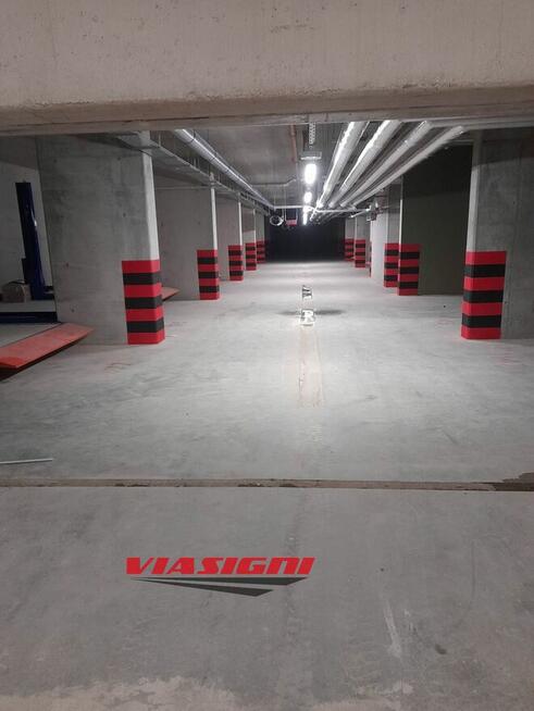 Malowanie parkingów hali