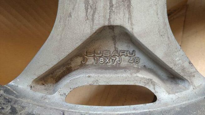 Felga aluminiowa Subaru 18