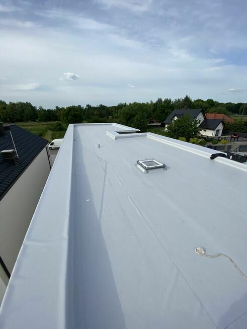 Montaż membrana dachowa PVC ocieplenie dachy płaskie