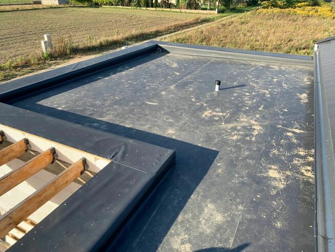 Montaż membrana dachowa PVC ocieplenie dachy płaskie