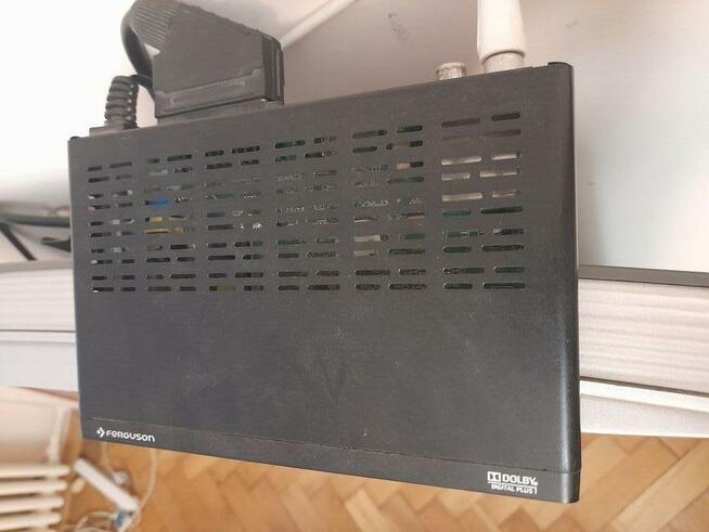 Sprzedam Tunera tv naziemnej ARIVA T750i. Cena 11zł.