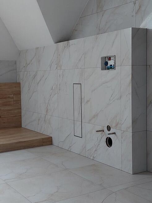 USŁUGI REMONTOWE: Układanie płytek, Zabudowy gipsowo-kartono