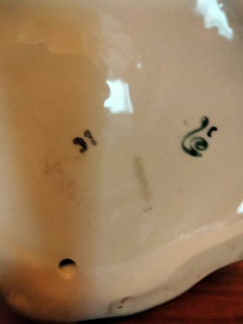 Porcelana duża figura Połonne -Wołyń idealny stan