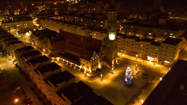 Filmowanie i fotografowanie dronem