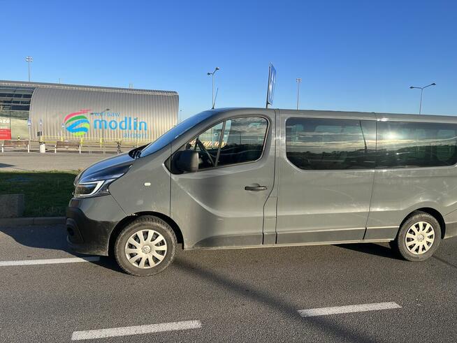 Transport osobowy na lotnisko Modlin-Okęcie