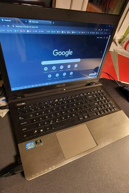 Laptop Asus Intel Core i3 , 8GB, ssd 250gb, 15.1 cal , GeFor