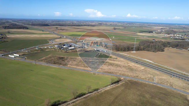 Działka inwestycyjna przy węźle drogi S6/S11!