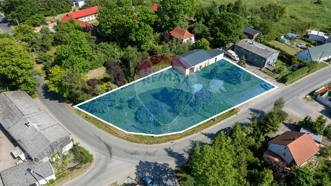 Uzbrojona działka z zabudowaniami w Jamnie!!!