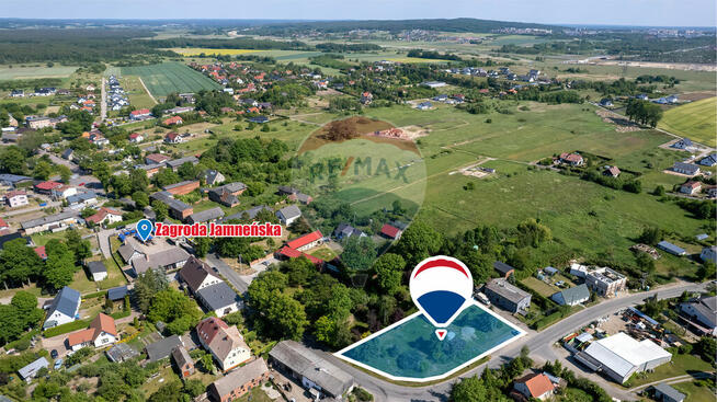 Uzbrojona działka z zabudowaniami w Jamnie!!!