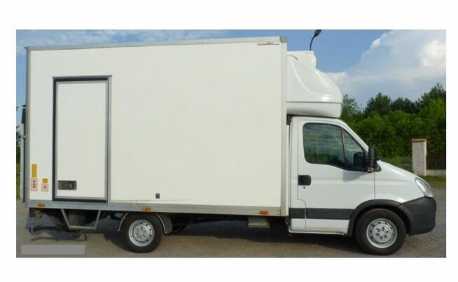 Przewóz towarów, palet i maszyn - Bus z windą Buk i okolice