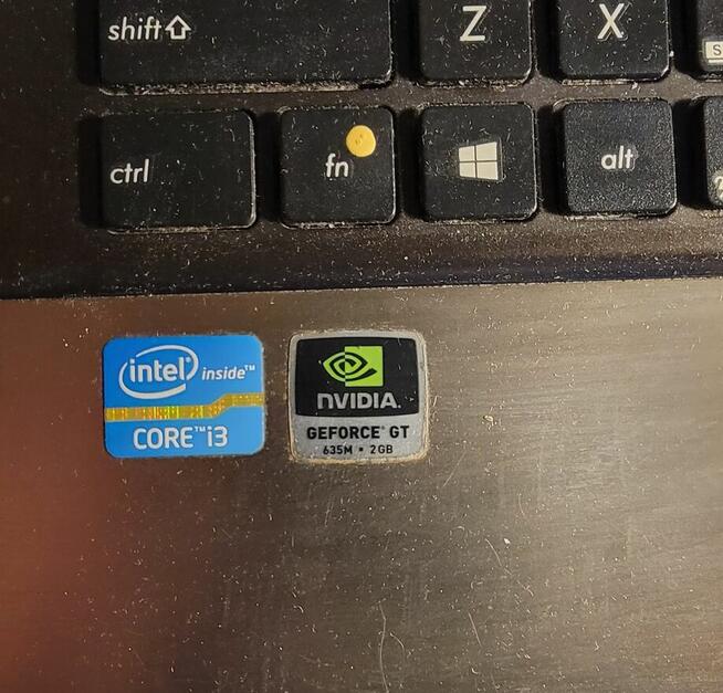 Laptop Asus Intel Core i3 , 8GB, ssd 250gb, 15.1 cal , GeFor