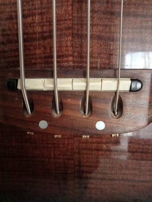 Gitara basowa elektroakustyczna HOHNER