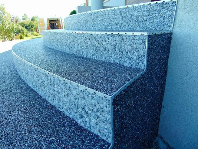 Kamienny dywan na tarasy , balkony, schody.