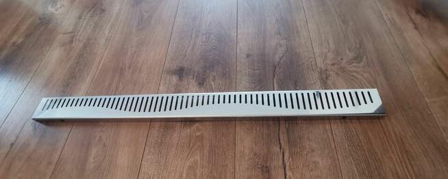 Odpływ łazienkowy liniowy ze stali nierdzewnej Polerowanej