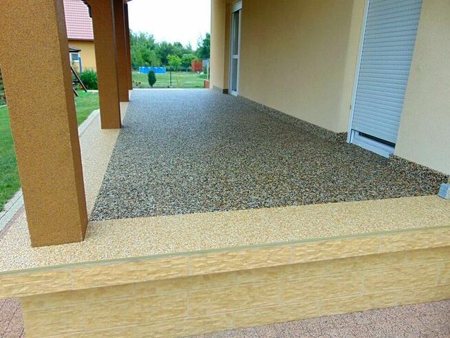 Kamienny dywan, posadzki żywiczne na taras, schody, balkon