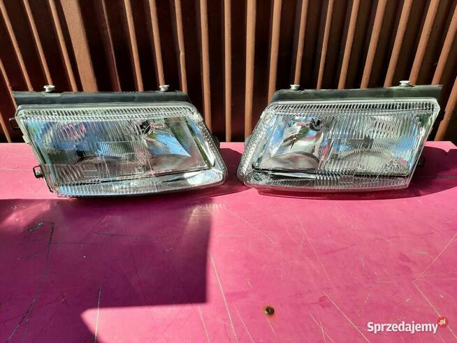 Volkswagen Passat b-5 97 komplet lamp przednich nowe